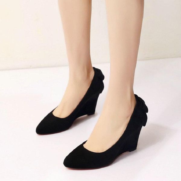 dress shoes zawsthia 2021 flock pointed toe red black wedding bride office career wedges pumps women high heels big size 42 43
dress shoes zawsthia 2021 flock pointed toe red black wedding bride office career wedges pumps women high heels big size 42 43