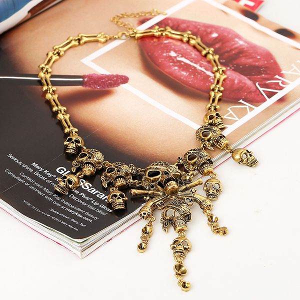 multilayer skull pendant necklace punk alloy bone chain choker women gold and silver retro halloween jewelry gift
multilayer skull pendant necklace punk alloy bone chain choker women gold and silver retro halloween jewelry gift