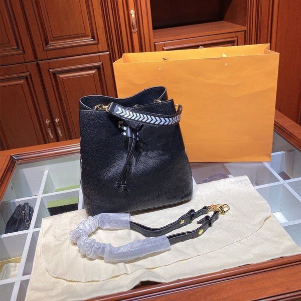 designer bucket bags drawstring handbags for women tote brand letter embossing genuine leather shoulder bag purses lcm
designer bucket bags drawstring handbags for women tote brand letter embossing genuine leather shoulder bag purses lcm