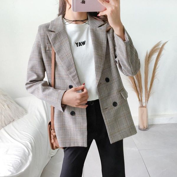 women's suits & blazers office ladies lapel plaid blazer double-breasted autumn long-sleeved jacket 2021 casual pocket short, White;black
women's suits & blazers office ladies lapel plaid blazer double-breasted autumn long-sleeved jacket 2021 casual pocket short, White;black