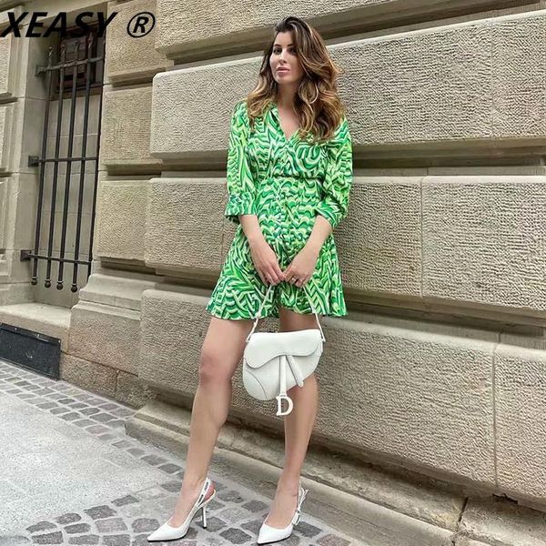 casual dresses xeasy 2021 woman vintage green geometric print pleats shirt dress female chic single breasted slim business vestidos, Black;gray
casual dresses xeasy 2021 woman vintage green geometric print pleats shirt dress female chic single breasted slim business vestidos, Black;gray