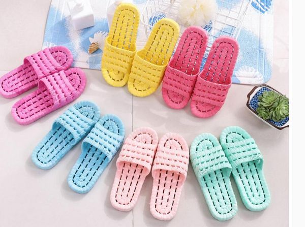 2021 with new style fashion men's and women's summer home bathroom anti slip bath slippers wear couple's sandals outside home, Black
2021 with new style fashion men's and women's summer home bathroom anti slip bath slippers wear couple's sandals outside home, Black