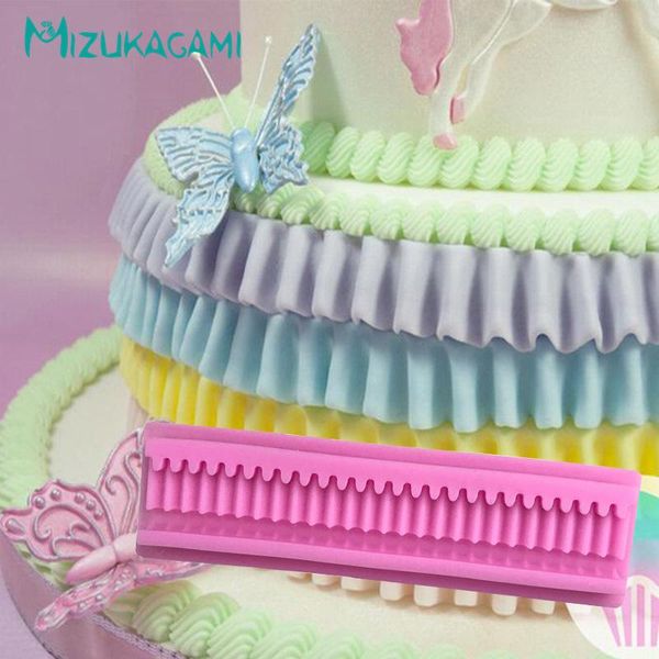 cake tools pleated edging mold waves lace chocolate butterfly decoration kitchen baking silicone dj-0106
cake tools pleated edging mold waves lace chocolate butterfly decoration kitchen baking silicone dj-0106