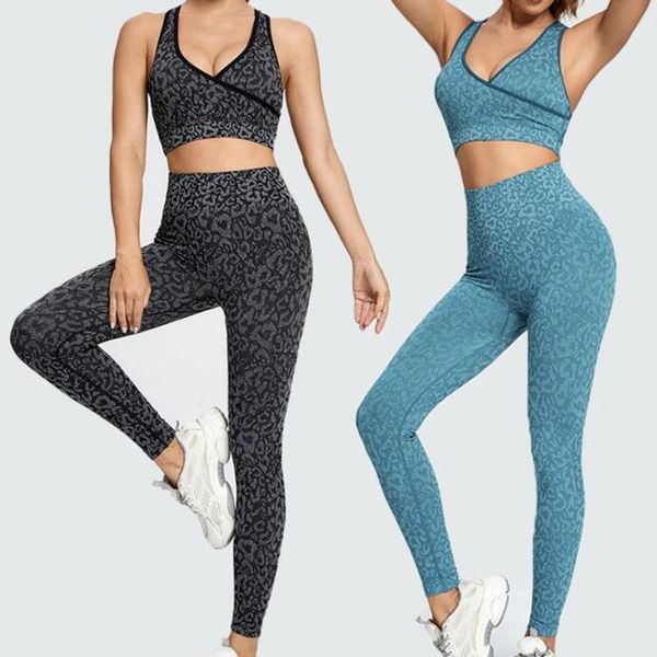 yoga outfit seamless leopard set high waist sports push up workout gym clothing 2pcs sport suit bra pants tracksuit
yoga outfit seamless leopard set high waist sports push up workout gym clothing 2pcs sport suit bra pants tracksuit