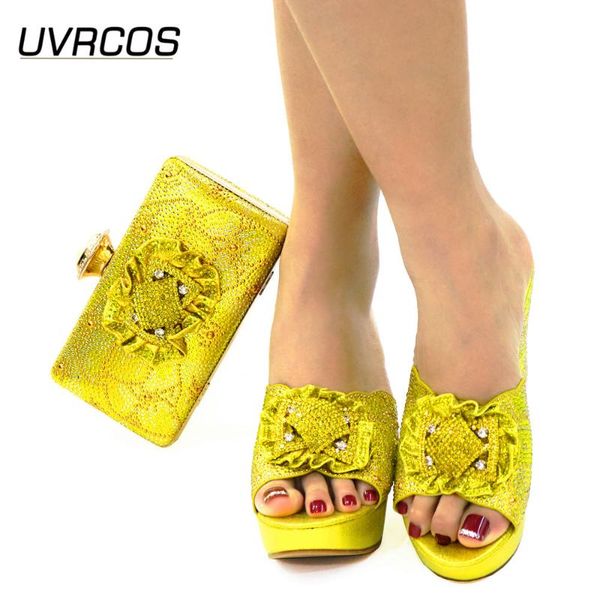 dress shoes italian design arrival yellow color party elegant women and bag set decorated with comfortable style rhinestone, Black
dress shoes italian design arrival yellow color party elegant women and bag set decorated with comfortable style rhinestone, Black