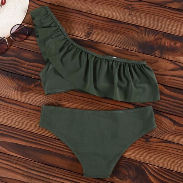 women's swimwear bikini set 2021 one shoulder swimsuit ruffle women bikinis biquini beachwear, White;black
women's swimwear bikini set 2021 one shoulder swimsuit ruffle women bikinis biquini beachwear, White;black