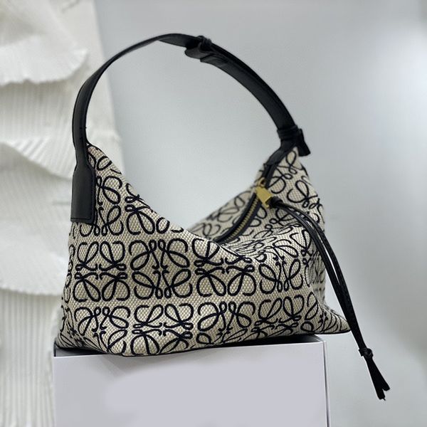 design hand cubi cube embroidery lunch box bag jacquard single shoulder bento bag canvas versatile fashion underarm bag girl, Red;black
design hand cubi cube embroidery lunch box bag jacquard single shoulder bento bag canvas versatile fashion underarm bag girl, Red;black
