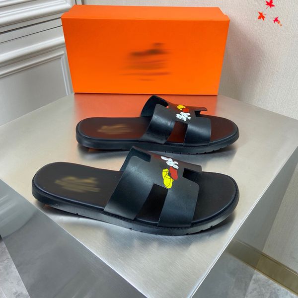 2021 designer fashion luxurys men slippers summer beach genuine leather rivet slipper flip flops sandals man casual flat slides with box lar, Black
2021 designer fashion luxurys men slippers summer beach genuine leather rivet slipper flip flops sandals man casual flat slides with box lar, Black