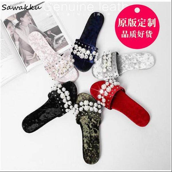 slippers 2021 summer women designer velvet pearls decor woman outside slides tide open toe beading flats sandals, Black
slippers 2021 summer women designer velvet pearls decor woman outside slides tide open toe beading flats sandals, Black