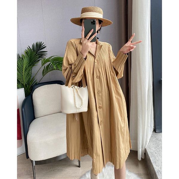 women's trench coats changpleat 2021 autumn miyak pleated coat women fashion solid single-breasted long-sleeve loose large size long, Tan;black
women's trench coats changpleat 2021 autumn miyak pleated coat women fashion solid single-breasted long-sleeve loose large size long, Tan;black
