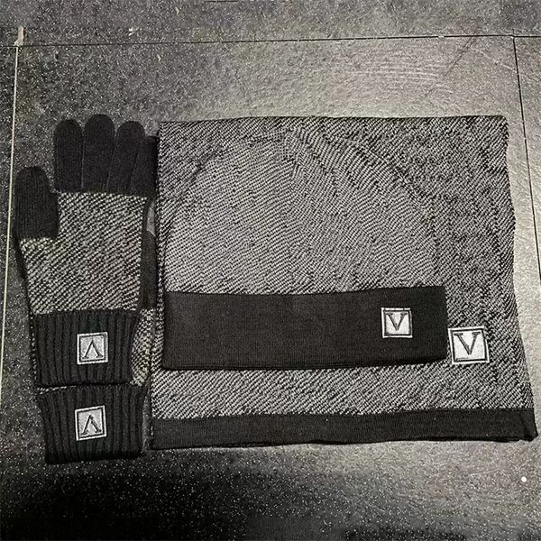 2021 men women beanie hat scarf sets warm hats scarves & gloves sets scarfs fashion accessories +box, Blue;gray
2021 men women beanie hat scarf sets warm hats scarves & gloves sets scarfs fashion accessories +box, Blue;gray