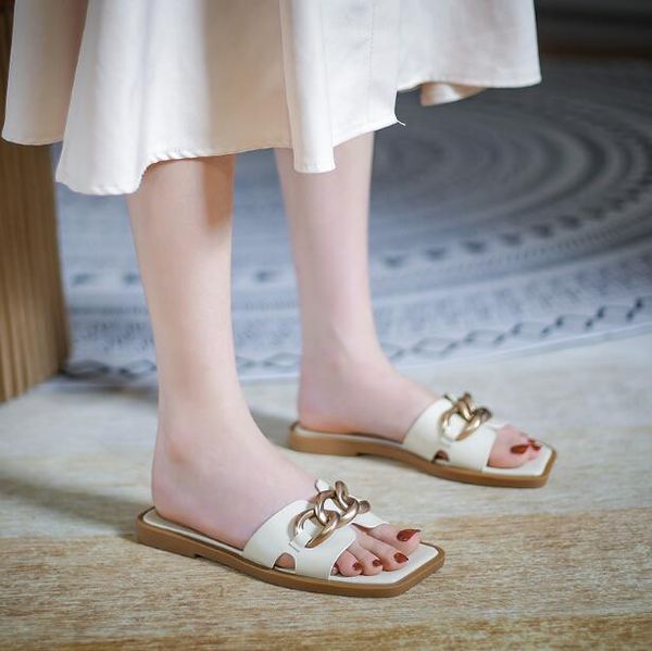 women scuffs open toes genuine leather slippers vintage fashion flat heel metal buckle square toes outdoors sandals plus size 35~40, Black
women scuffs open toes genuine leather slippers vintage fashion flat heel metal buckle square toes outdoors sandals plus size 35~40, Black