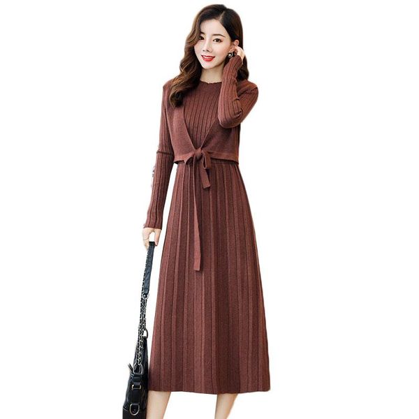 casual dresses women knitted sweater solid female long sleeve dress 2021autumn winter elegant fake two pieces party vestidos 20, Black;gray
casual dresses women knitted sweater solid female long sleeve dress 2021autumn winter elegant fake two pieces party vestidos 20, Black;gray