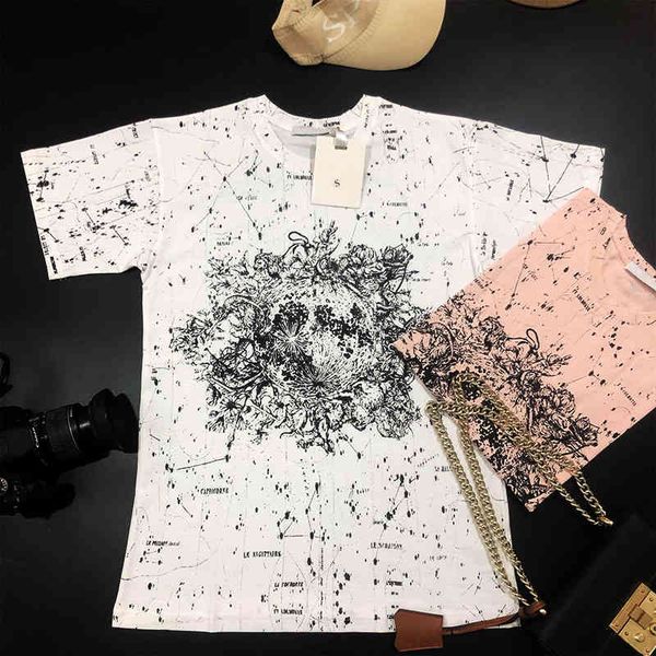 women's t-shirt 2021 summer short female sleeve, cotton around the neck, printed letter-graffiti, spray paint shirt, White
women's t-shirt 2021 summer short female sleeve, cotton around the neck, printed letter-graffiti, spray paint shirt, White