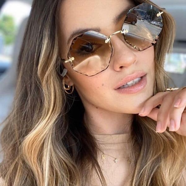 fashion rimless sunglasses for women brand designer female gradient shades womens hexagon sun glasses metal frame, White;black
fashion rimless sunglasses for women brand designer female gradient shades womens hexagon sun glasses metal frame, White;black