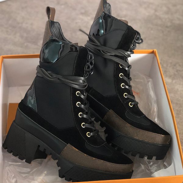 world tour desert women designer boots platform leather chelsea boot spaceship ankle boots heel flamingos medal winter w, Black
world tour desert women designer boots platform leather chelsea boot spaceship ankle boots heel flamingos medal winter w, Black