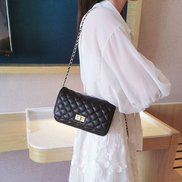 small chain fashion 2021 female trendy new bag messenger net ladies simple wild diamond one-shoulder red ktpkw
small chain fashion 2021 female trendy new bag messenger net ladies simple wild diamond one-shoulder red ktpkw
