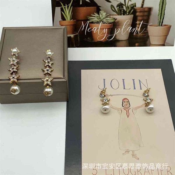 special offer 2021 luxury designer jewelry d's earrings five pointed star pearl zircon, Silver
special offer 2021 luxury designer jewelry d's earrings five pointed star pearl zircon, Silver