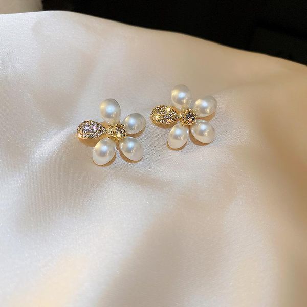 dangle & chandelier 2021 fashion fresh pearl flowers drop earrings jewelry contracted korean lovely trend elegant women, Silver
dangle & chandelier 2021 fashion fresh pearl flowers drop earrings jewelry contracted korean lovely trend elegant women, Silver