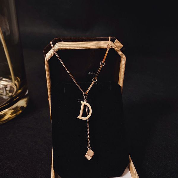 design jewelry new fashion d-shaped titanium steel necklace simple ins net red popular selection clavicle chain anti fading letter pendant s, Golden;silver
design jewelry new fashion d-shaped titanium steel necklace simple ins net red popular selection clavicle chain anti fading letter pendant s, Golden;silver
