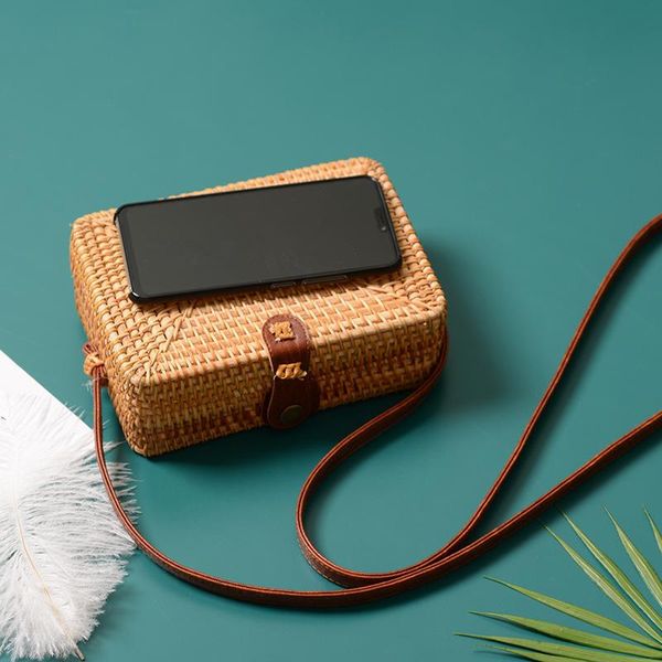 storage bags 2021 rattan bag diagonal mini sen retro art hand-woven beach round bohemian handbag fashion
storage bags 2021 rattan bag diagonal mini sen retro art hand-woven beach round bohemian handbag fashion