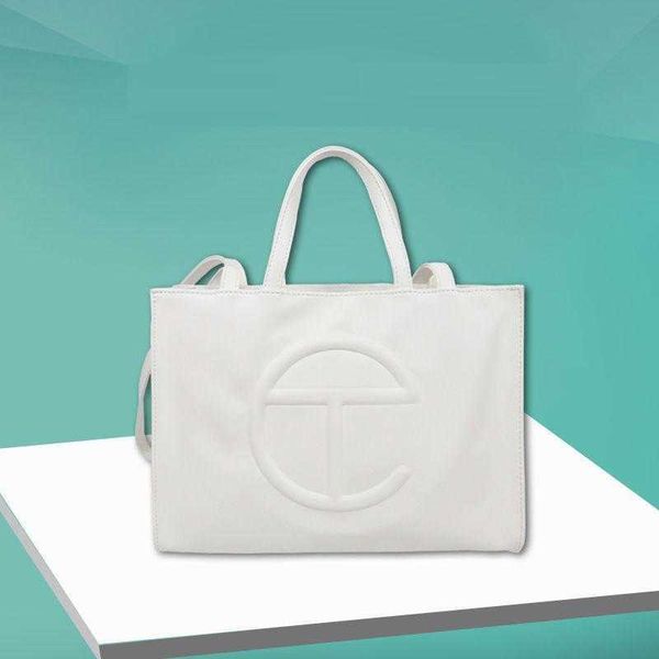 designer bags capacity bag handbag womens luxury eight colors card holder fashion cross body simple canvas shoulder portable tote wallet des
designer bags capacity bag handbag womens luxury eight colors card holder fashion cross body simple canvas shoulder portable tote wallet des