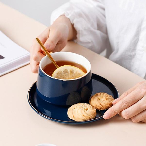 mugs european style delicate ceramic coffee mug tea cup with spoon and saucer base luxury retro gift box set for home office x7xd
mugs european style delicate ceramic coffee mug tea cup with spoon and saucer base luxury retro gift box set for home office x7xd