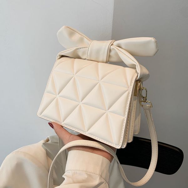 daily bag internet celebrity bags female summer 2021 new simple fashion rhombus shopping small square bag bow postman daypack
daily bag internet celebrity bags female summer 2021 new simple fashion rhombus shopping small square bag bow postman daypack