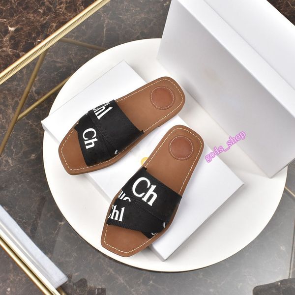 2021 spring and summer canvas flat slippers ladies sandals square toe cross strap printed, Black;grey
2021 spring and summer canvas flat slippers ladies sandals square toe cross strap printed, Black;grey
