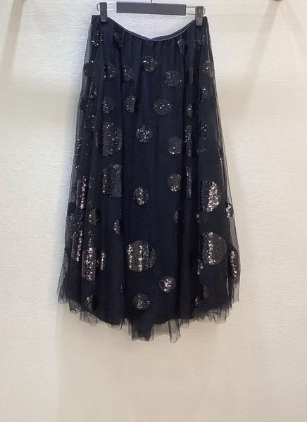 skirts 2021 summer runway mesh skirt embroidery women chic black sequin european custom vintage party female
skirts 2021 summer runway mesh skirt embroidery women chic black sequin european custom vintage party female