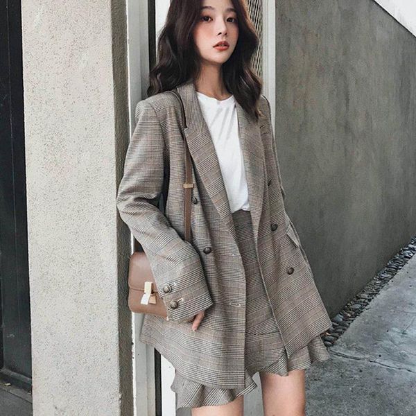 women's suits & blazers vintage 2 pieces set women skirt suit double breasted blazer jacket ruffles mini retro female sets 2021 autumn, White;black
women's suits & blazers vintage 2 pieces set women skirt suit double breasted blazer jacket ruffles mini retro female sets 2021 autumn, White;black