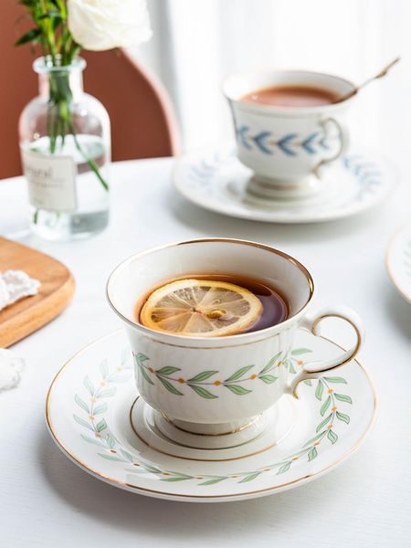cups & saucers creative coffee cup porcelain with handle saucer luxury european tea set gold taza personalizada ceramic mug tazas 50
cups & saucers creative coffee cup porcelain with handle saucer luxury european tea set gold taza personalizada ceramic mug tazas 50