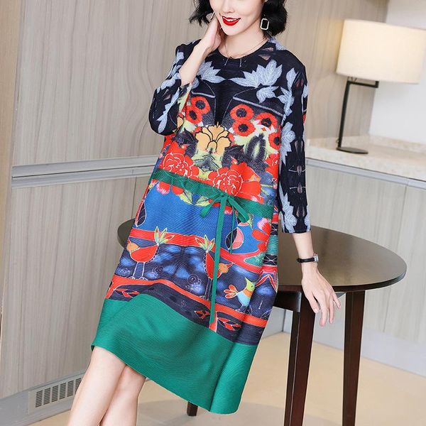lady's print age reduction dress spring 2021 women's loose plus size pleated casual dresses, Black;gray
lady's print age reduction dress spring 2021 women's loose plus size pleated casual dresses, Black;gray