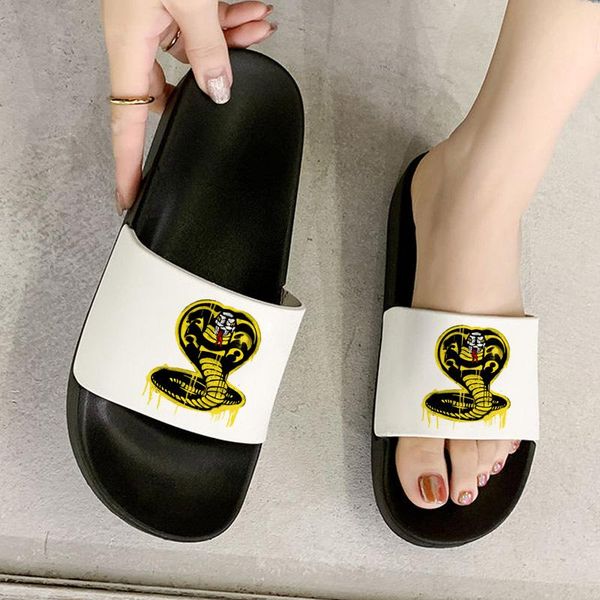 slippers rattlesnake domineering cool pattern female summer open toe flip flops indoor bedroom home shoes ladies, Black
slippers rattlesnake domineering cool pattern female summer open toe flip flops indoor bedroom home shoes ladies, Black