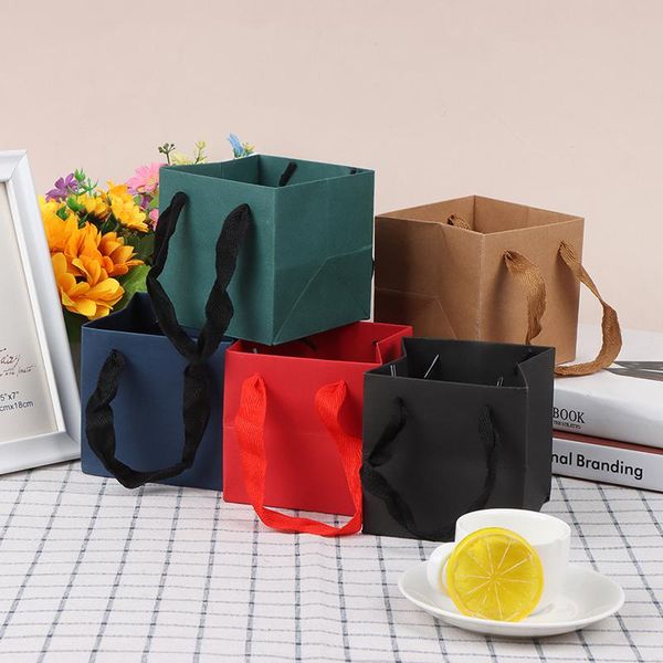 gift wrap 1pc 10*10*10cm portable square kraft paper bag flowers clothes wig packaging plant birthday wedding bolsas de papel
gift wrap 1pc 10*10*10cm portable square kraft paper bag flowers clothes wig packaging plant birthday wedding bolsas de papel