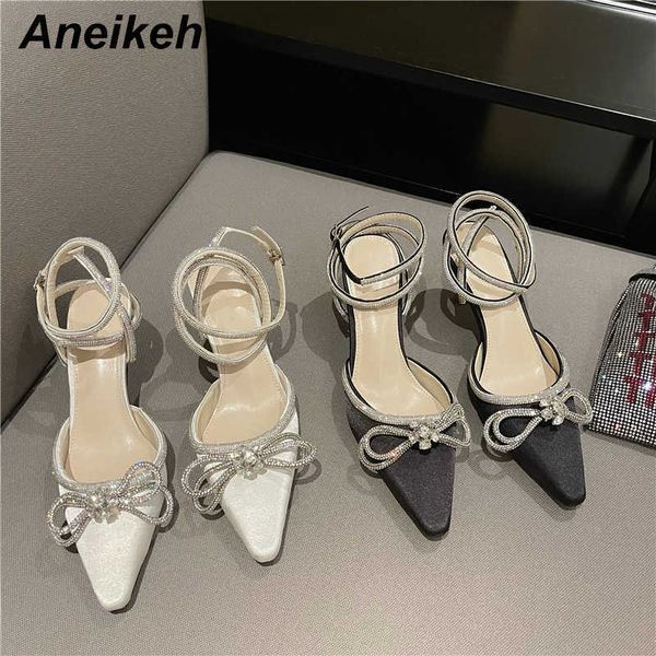 aneikeh spring/autumn fashion women's shoes thin heels sequined cloth pointed toe buckle basic strap novelty butterfly-knot 210615, Black
aneikeh spring/autumn fashion women's shoes thin heels sequined cloth pointed toe buckle basic strap novelty butterfly-knot 210615, Black