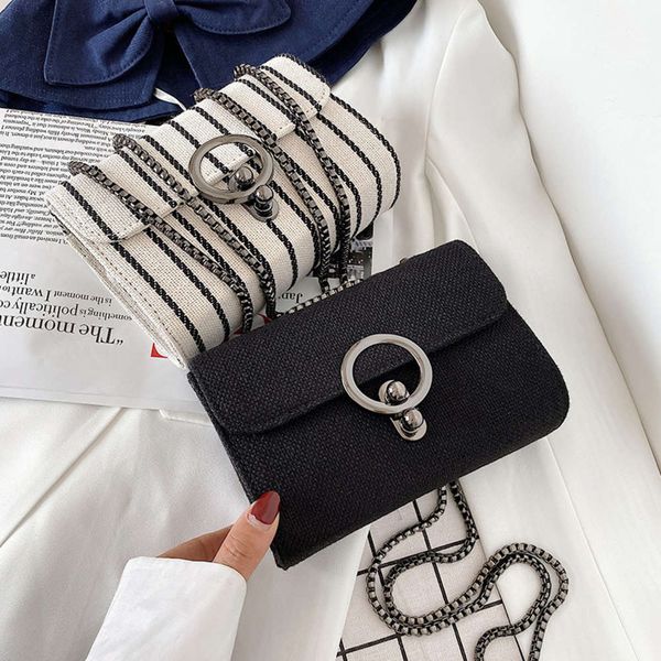 2021 round lock small square bag korean texture single shoulder diagonal chain urban simple
2021 round lock small square bag korean texture single shoulder diagonal chain urban simple