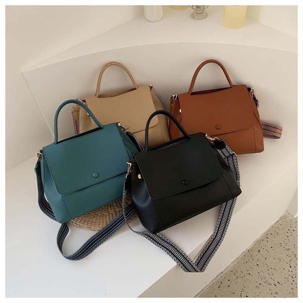 evening bags women's shoulder 2021 denim quality thick metal chain purses and handbag women clutch ladies hobo bag
evening bags women's shoulder 2021 denim quality thick metal chain purses and handbag women clutch ladies hobo bag