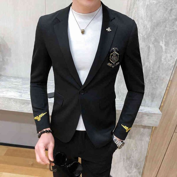 men's suits & blazers gold embroidered jacket, european baroque bae black jacket and khaki, 2021, White;black
men's suits & blazers gold embroidered jacket, european baroque bae black jacket and khaki, 2021, White;black
