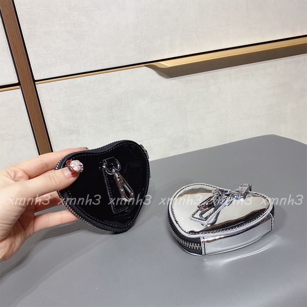 2021 designer wallet lady mini heart purses coin pursess women brand new hearts wallets cute change bag with box, Red;black
2021 designer wallet lady mini heart purses coin pursess women brand new hearts wallets cute change bag with box, Red;black