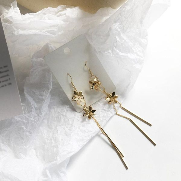 dangle & chandelier korean metal texture flowers long fringe earrings word temperament woman sway fine ear nails, Silver
dangle & chandelier korean metal texture flowers long fringe earrings word temperament woman sway fine ear nails, Silver