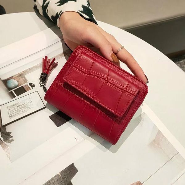 wallets womens purses genuine leather fashion short money bag luxury design hasp purse small wallet tassels card holder, Red;black
wallets womens purses genuine leather fashion short money bag luxury design hasp purse small wallet tassels card holder, Red;black