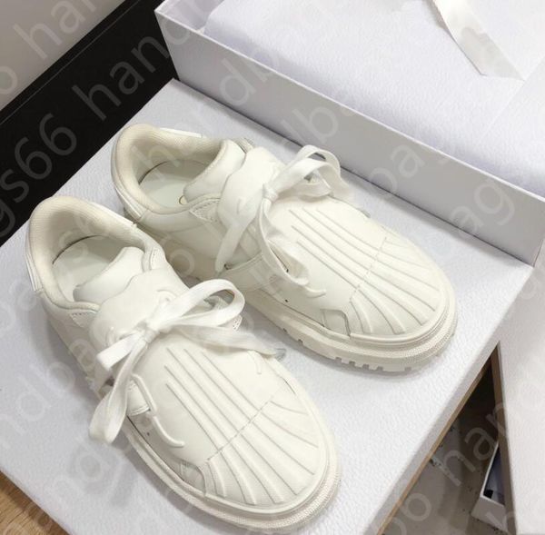 2021 shell head small white shoes fashion casual sneaker film and leather material in three colors, Black
2021 shell head small white shoes fashion casual sneaker film and leather material in three colors, Black