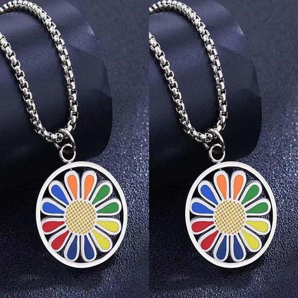 pendant necklaces necklace jewelry long hip-hop rotating daisy for women men trendy street sweater chain on the neck accessories, Silver
pendant necklaces necklace jewelry long hip-hop rotating daisy for women men trendy street sweater chain on the neck accessories, Silver