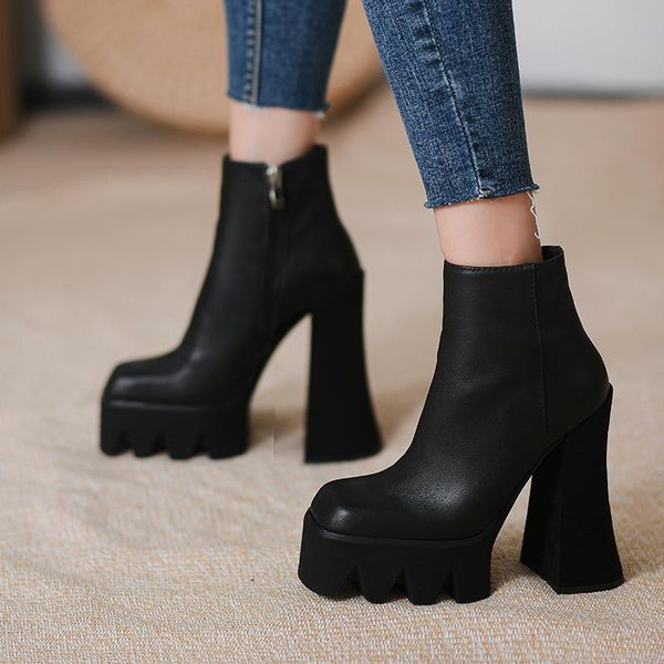 boots fashion autumn ladies ankle genuine leather black women high heels super platform round toe shoes
boots fashion autumn ladies ankle genuine leather black women high heels super platform round toe shoes