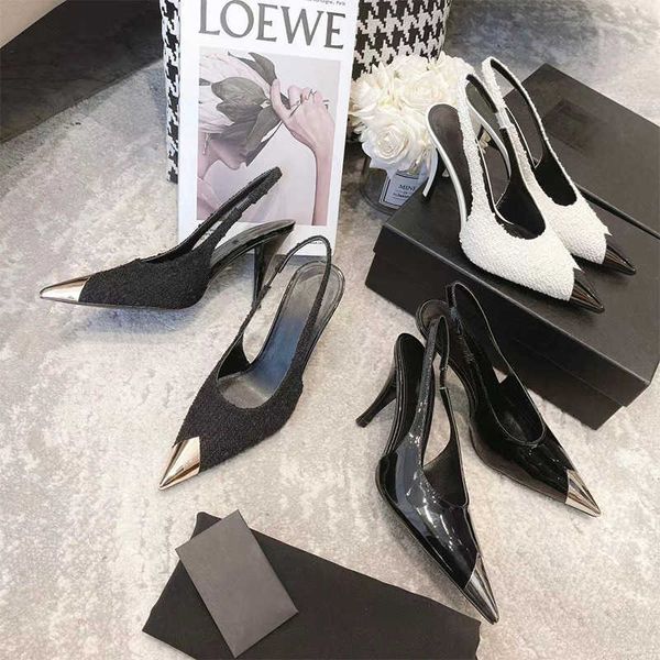 rose park caiying's same black high-heeled shoes women's early spring 2022 new niche metal pointed thin heel
rose park caiying's same black high-heeled shoes women's early spring 2022 new niche metal pointed thin heel