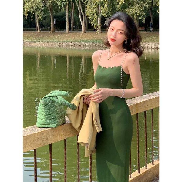 casual dresses 2021 summer port style retro square neck pearl suspender skirt tight knit dress, Black;gray
casual dresses 2021 summer port style retro square neck pearl suspender skirt tight knit dress, Black;gray