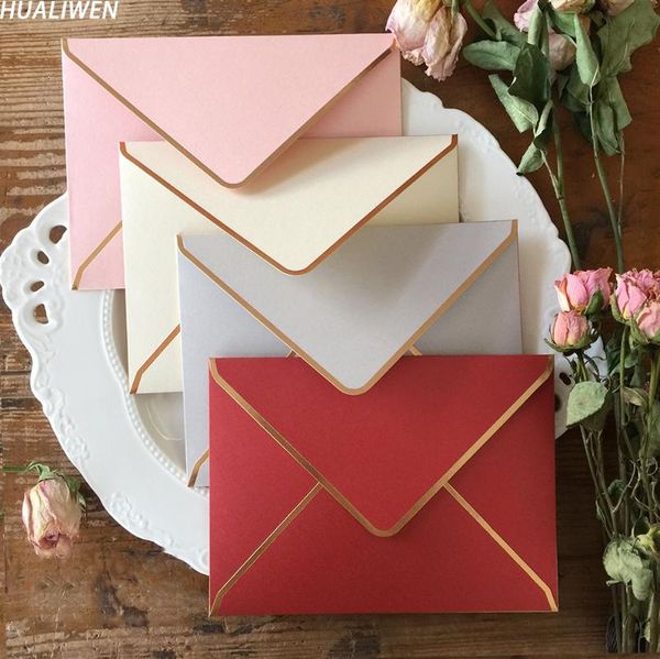 10pcs/set wedding business invitation stamped retro atmosphere high-end envelope 14*19cm gift wrap
10pcs/set wedding business invitation stamped retro atmosphere high-end envelope 14*19cm gift wrap