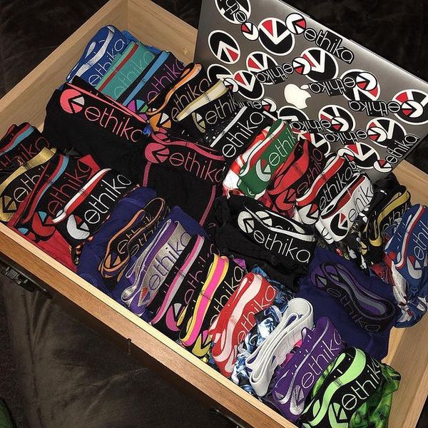 underpants ethika tight and extended camouflage sports underwear ice silk anti-wear leg men's flat pants long leg running 6385, Black;white
underpants ethika tight and extended camouflage sports underwear ice silk anti-wear leg men's flat pants long leg running 6385, Black;white
