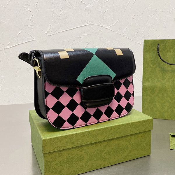 designer two-tone messenger bag bags fashion women shoulder cross body purses geometric pattern size 25*18cm
designer two-tone messenger bag bags fashion women shoulder cross body purses geometric pattern size 25*18cm
